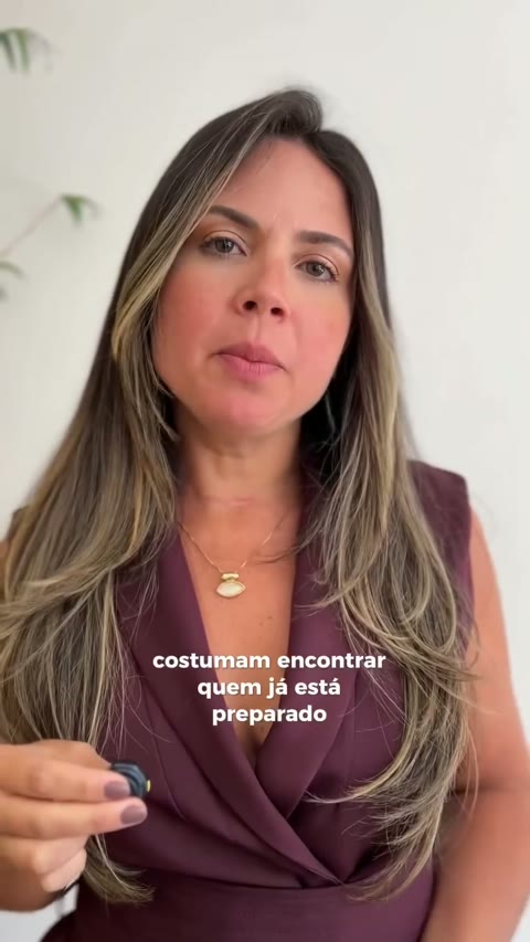 Aline Nascimento falando sobre como se preparar para uma nova oportunidade de trabalho